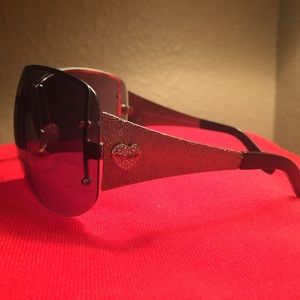 Juicy could tour sunglasses