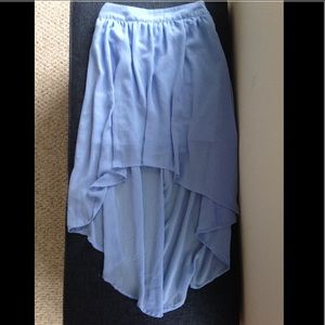 Periwinkle high low skirt 😍 too small for me now