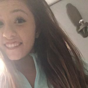 Meet your Posher, Megan