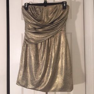 Short strapless dress