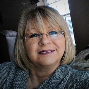 Meet your Posher, Debra