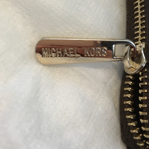 Michael Kors wallet - Picture 2 of 4