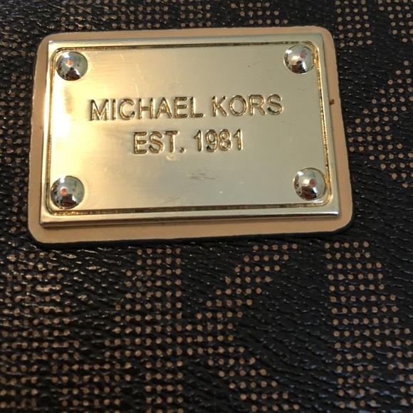 Michael Kors wallet - Picture 3 of 4