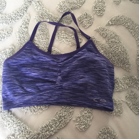 Sports bra