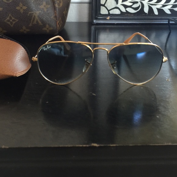 Ray ban aviators large metal light blue color