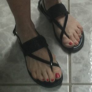 Black flat sandals