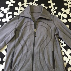 🔥SALE! Lululemon Gray Zip Jacket