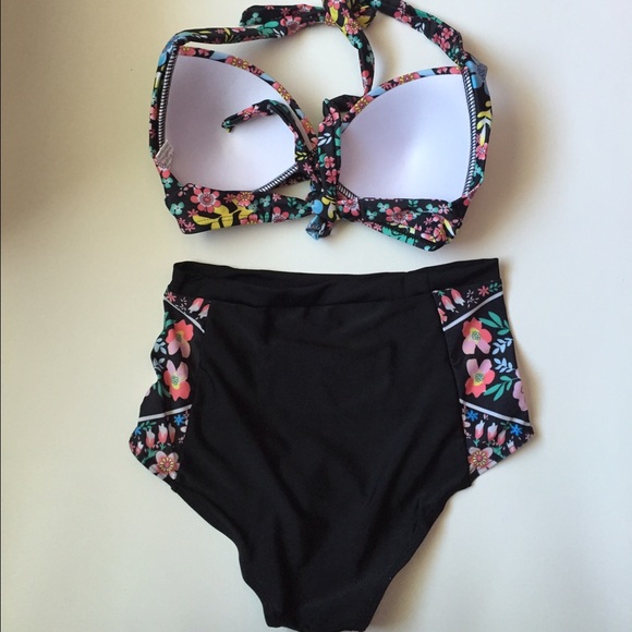 Floral bikini set - SW166 - Picture 3 of 4