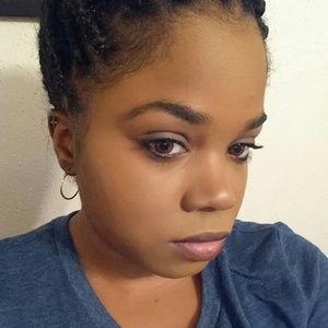 Meet your Posher, Chelsy