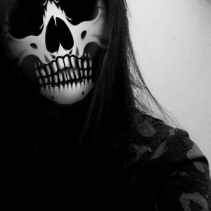 Meet your Posher, Luna