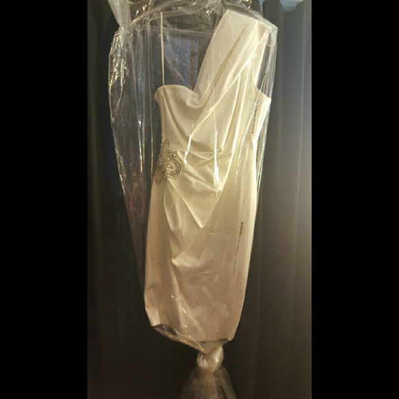 Short one shoulder formal dress