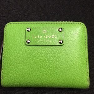 Kate Spade Green Zip Small Wallet
