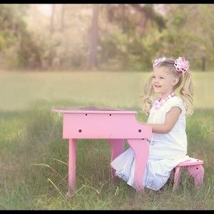 Girls Bubblegum Necklace and piggy bow set