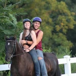 Meet your Posher, Chloe