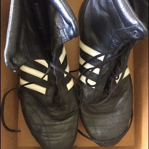 $200 wrestling shoes - Adidas Unisex