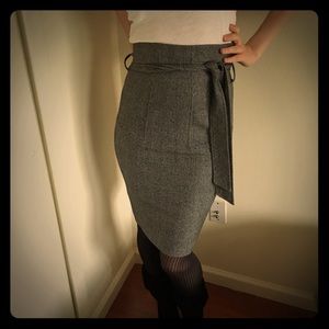 Club Monaco wool high-waisted pencil skirt