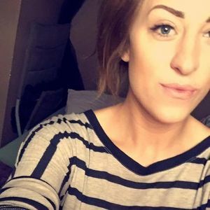 Meet your Posher, Becky