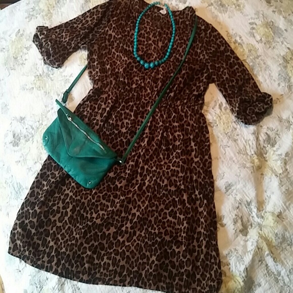 Cute and sassy leopard print dress!
