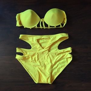 🎉 NEW ITEM 🎉 Yellow Two Piece Bikini