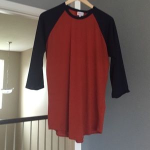 Lularoe randy tee