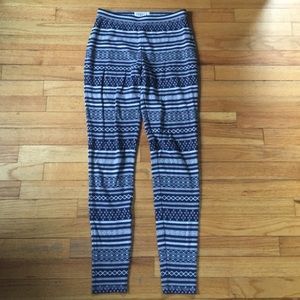 Abercrombie & Fitch Warm Printed Leggings