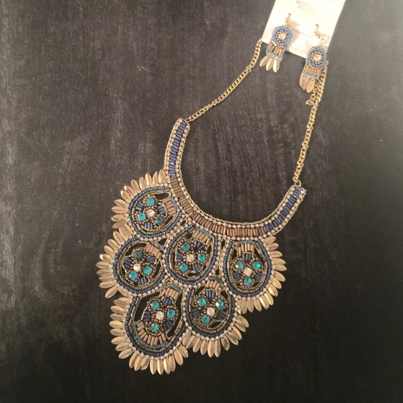 Jewelry Set - Picture 3 of 3