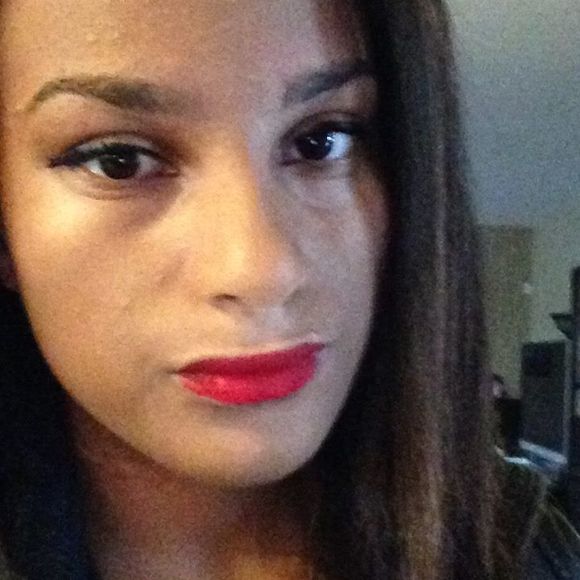 Meet your Posher, Helena