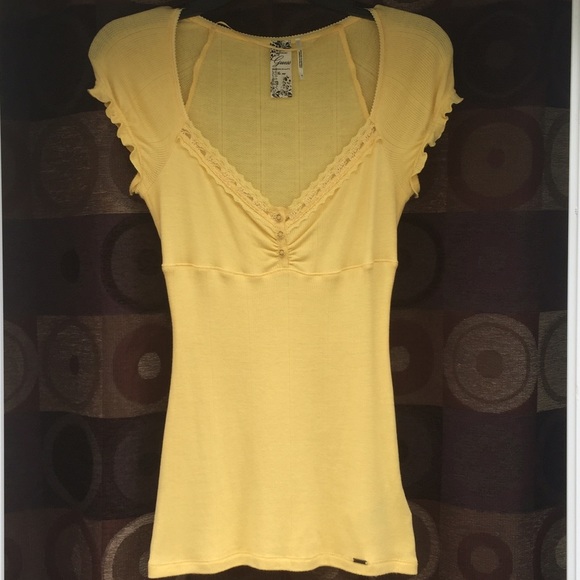 Guess knitted top size medium