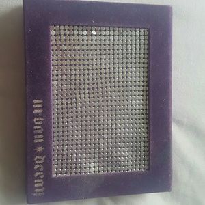 Urban decay delux shadow palette