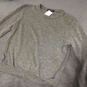 ❌SOLD❌ Brandy Melville Gray Cropped Top