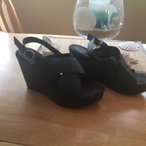 Platform wedges