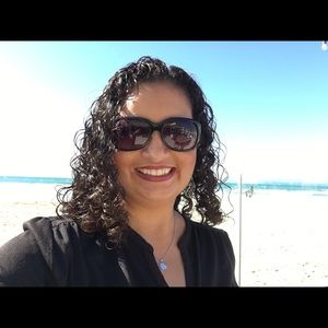 Meet your Posher, Lisa