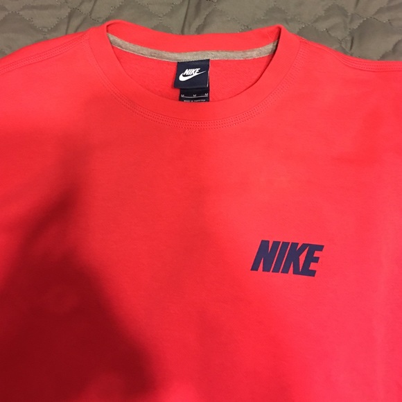 Nike Sweater