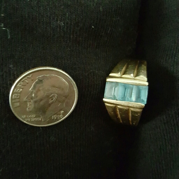 14 k solid gold blue topas - Picture 4 of 5