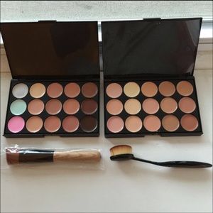 2 Contour Palletes + Makeup & Makeup Oval Brush