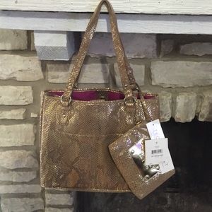 LOWEST NWT Nine West Can't Stop Shopper
