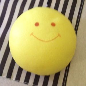 Jumbo Smiley Face Squishy