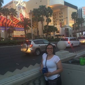 Meet your Posher, Monica