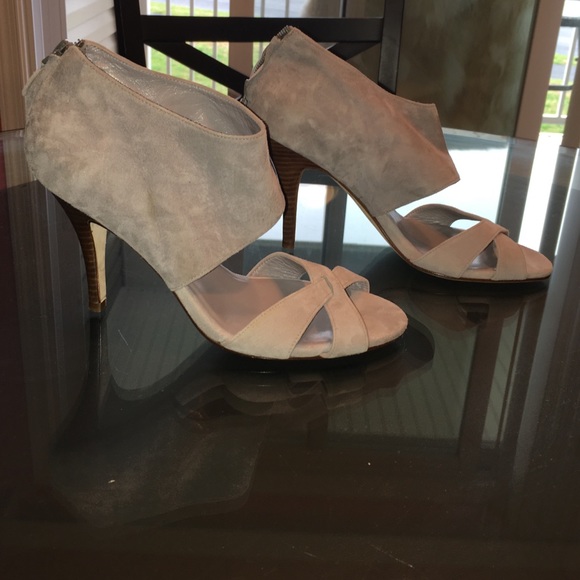 Cole Haan - Suede Pumps