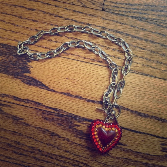 Tarina Tarantino toggle heart necklace