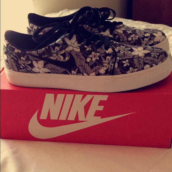 Nike SB Skate Shoes