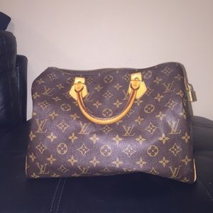Louis Vuitton Speedy 30
