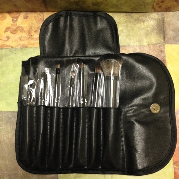 7pcs Makeup Brushes Set - Black. New - Picture 2 of 3