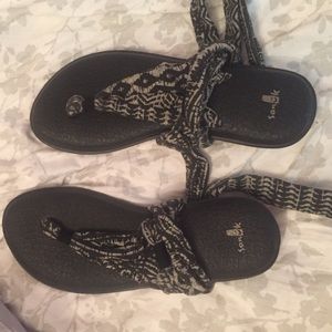 sanüks size 7 sandals