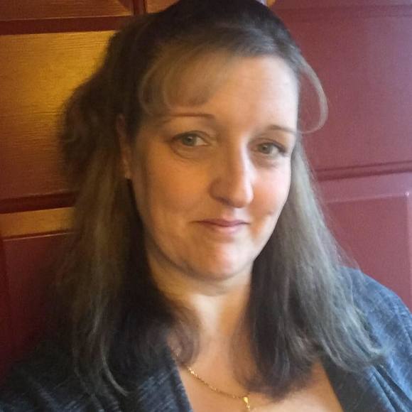 Meet the Posher Other - Meet your Posher, Lisa