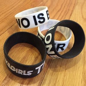 Boys like girls concert bracelets