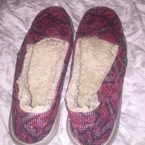 sanüks size 7 slip on shoes