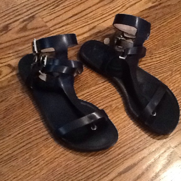 Vince Camuto Shoes - Vince Camuto Signature