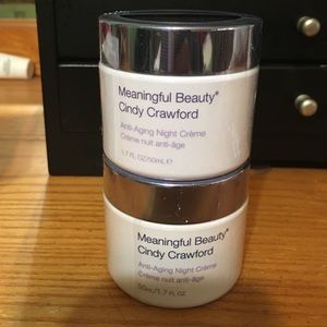 Two anti-aging crème's from Cindy Crawford