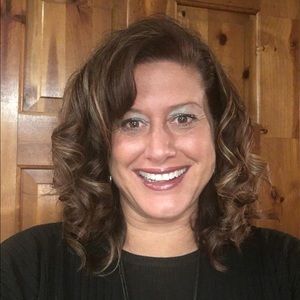 Meet your Posher, Lynnette